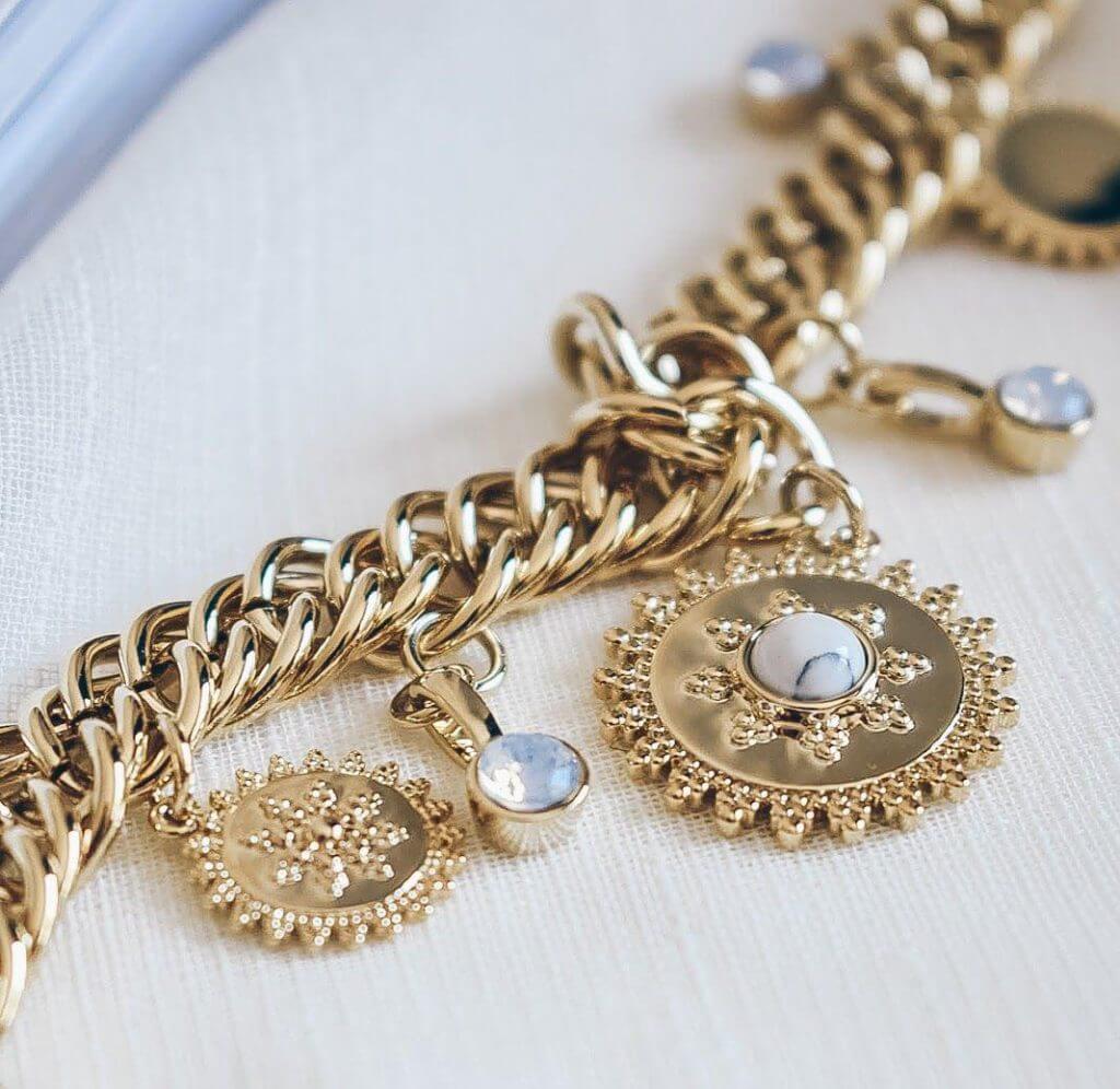 Charms Charms